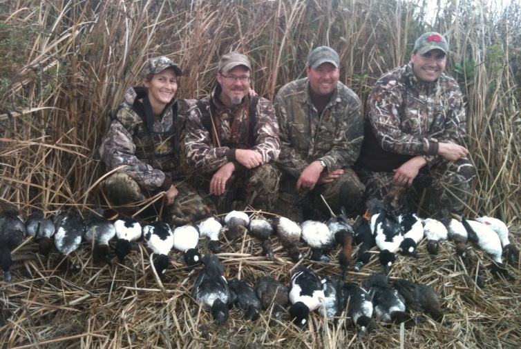 Diver and Sea Duck Hunting | North Wind Outfitters Image #1